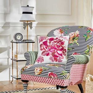 Pretty As A Bow Table Lamp