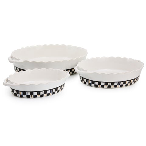 Courtly Check Everyday Small Oval Baker