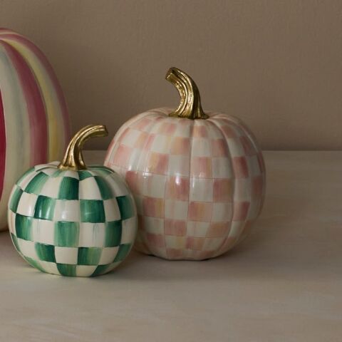 Rosy Check Small Pumpkin