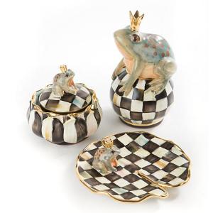 Frog on Lidded Dish - Courtly Check