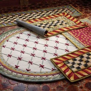 Courtly Check Red & Gold 2' x 3' Rug