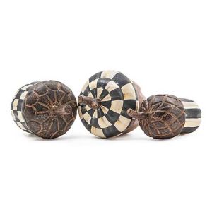 Walk In The Woods Acorns - Set of 3