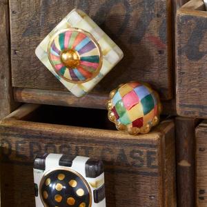 Petit Four Round Knob - Harlequin