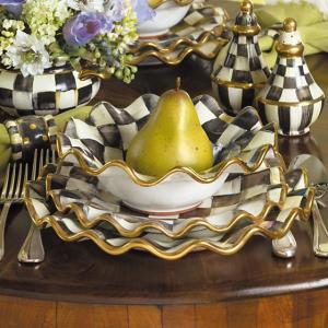 Courtly Check Fluted Dinner Plate