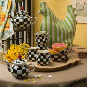 Courtly Check Enamel Tea for Me Pot