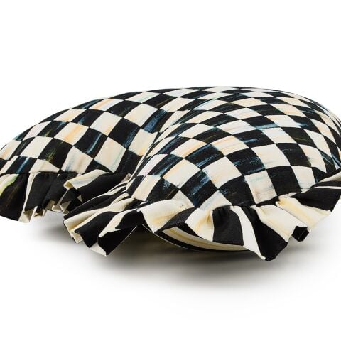 Courtly Heart Throw Pillow with Ruffle