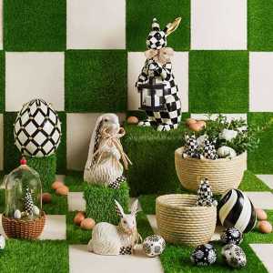 Hide Nor Hair Sitting Bunny