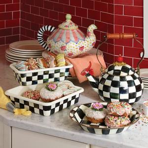 Courtly Check Enamel Baking Pan - 8''