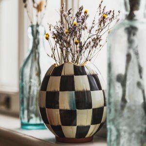 Courtly Check Egg Vase