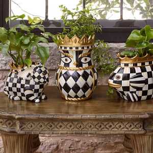Owl Queen Garden Pot