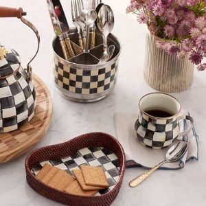 Courtly Check Rattan & Enamel Heart Tray