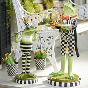 Fergal the Frog Butler