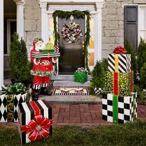 Christmas Gift Topiary