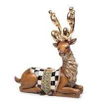 Christmas Magic Deer - Resting
