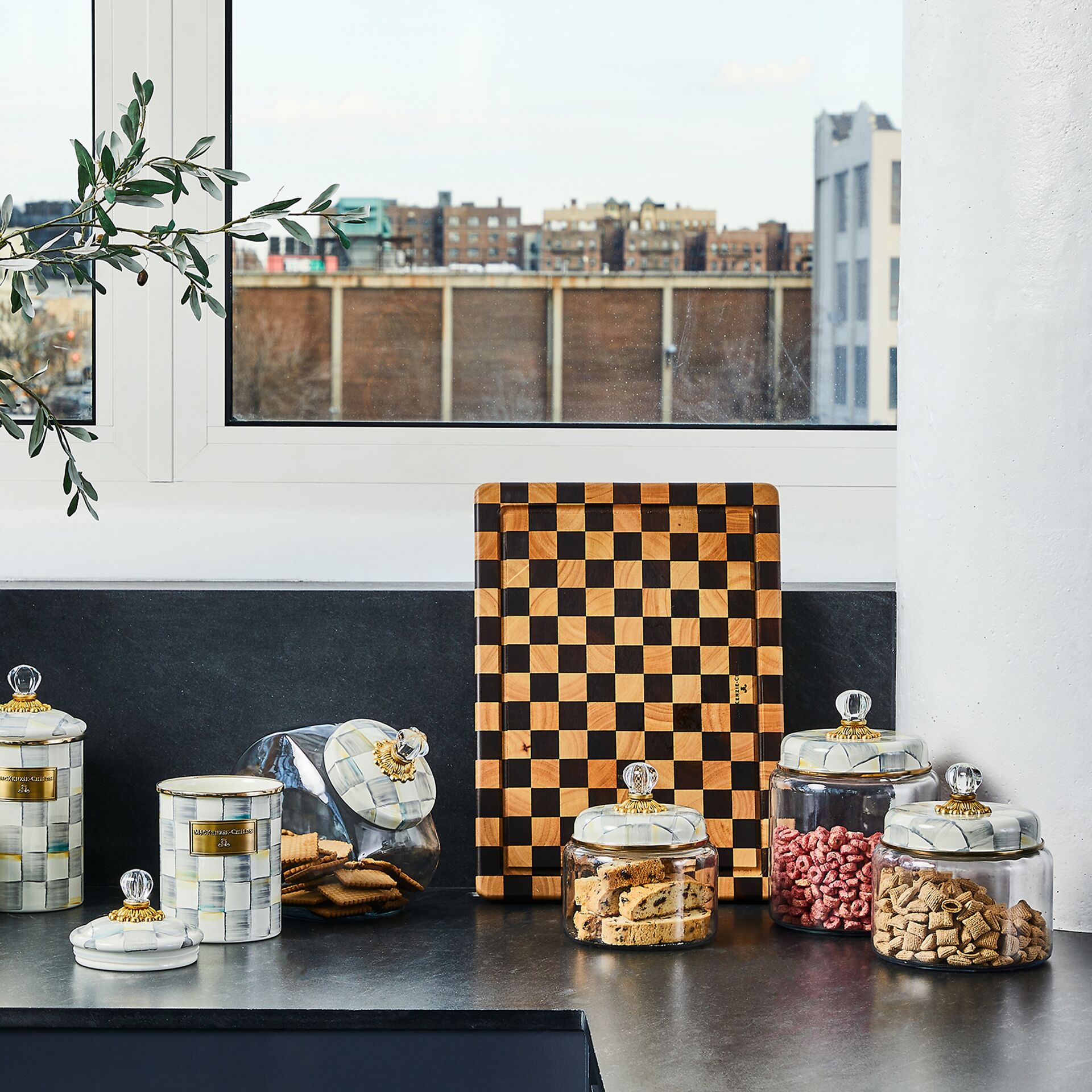 Sterling Check Medium Kitchen Canister | Mackenzie-Childs Lüks Saklama ...