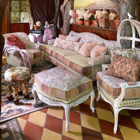 Giulietta Tall Tuffet