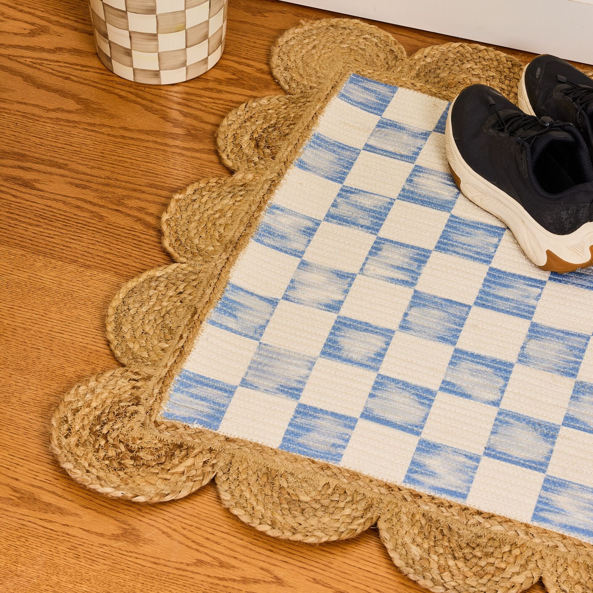 Blue Check with Jute Scallops 5' x 7'10.5'' Rug