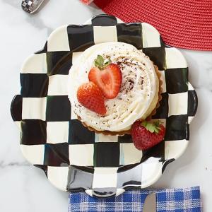 Courtly Check Enamel Petal Salad/Dessert Plate