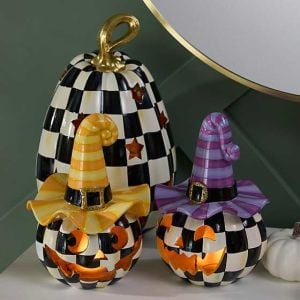 Courtly Check Illuminated Tall Star Pumpkin
